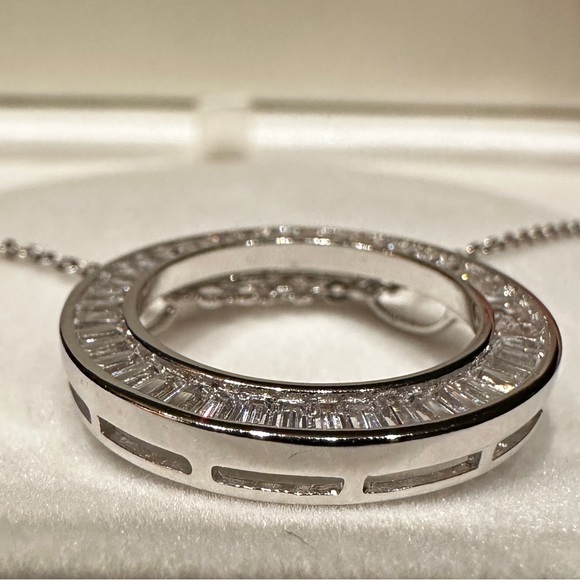 925 Silver Swarovski element pendant & chain - Picture 7 of 11